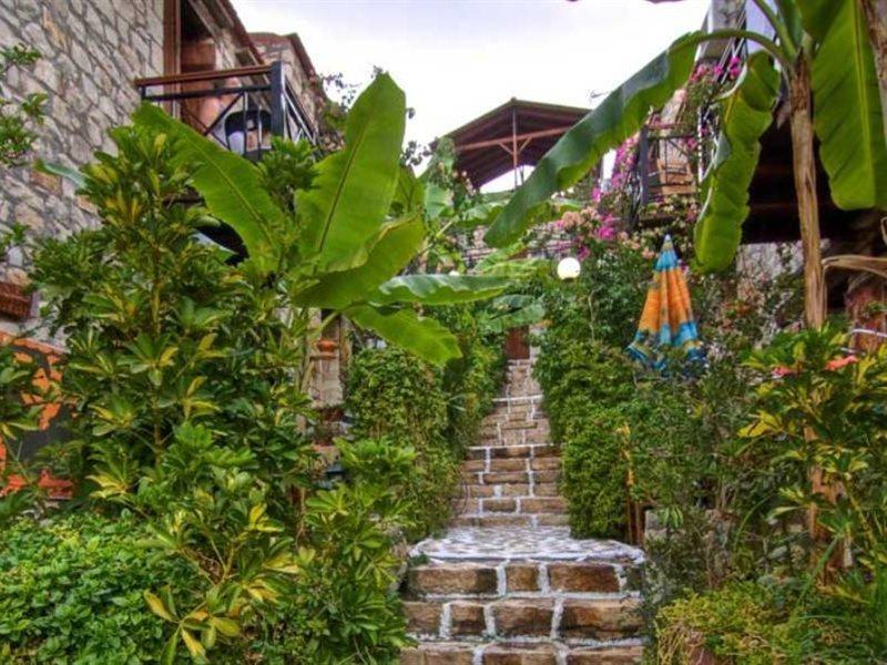 Stone Village Hotel Apartments Bali  Exteriör bild