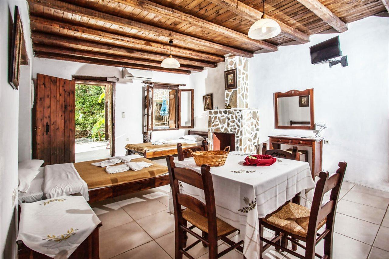 Stone Village Hotel Apartments Bali  Exteriör bild